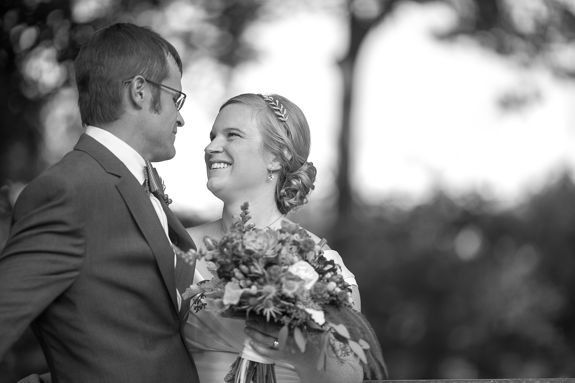 Grand Rapids Outdoor Wedding Photography