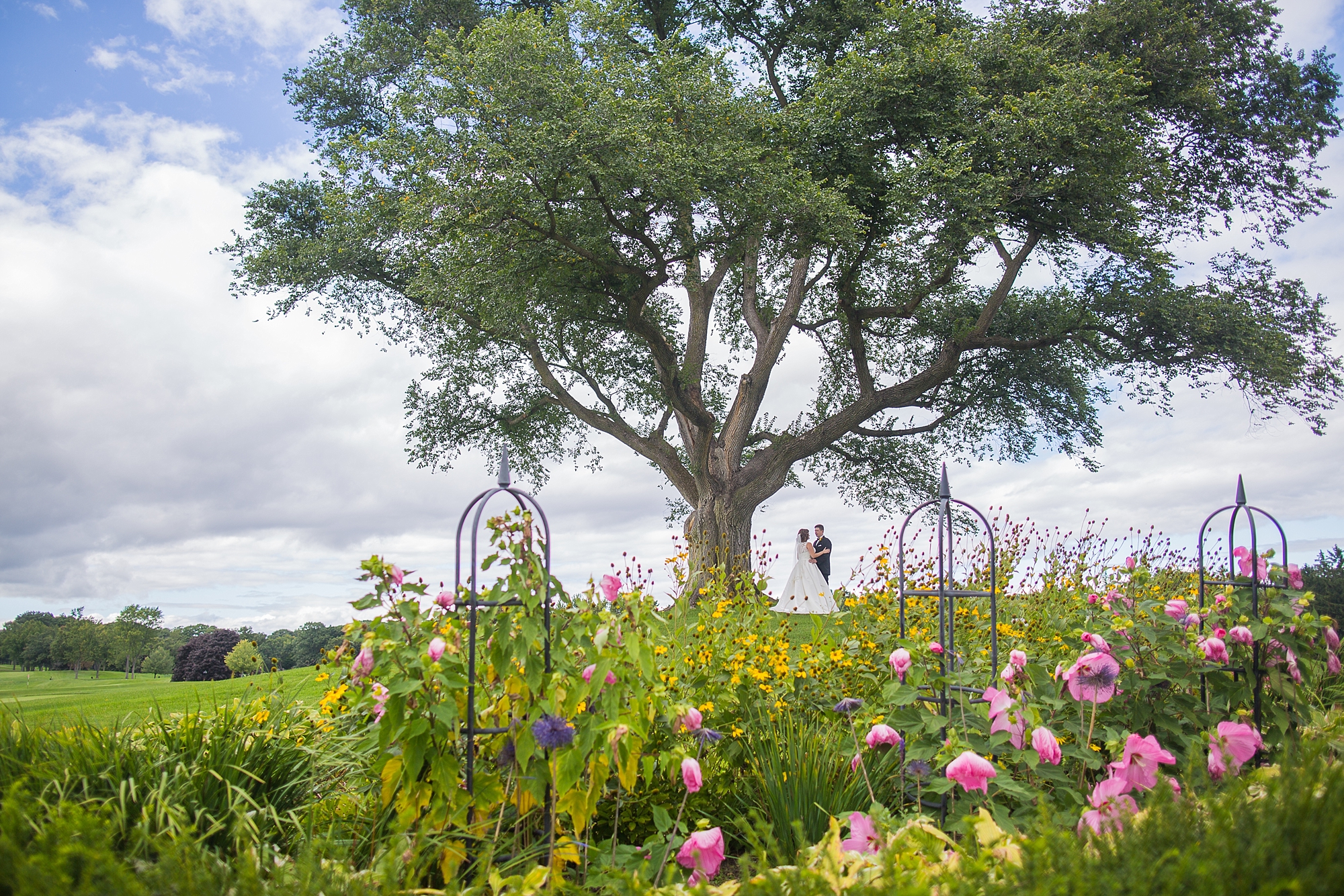 Best Bloomfield Hills Wedding Photographer